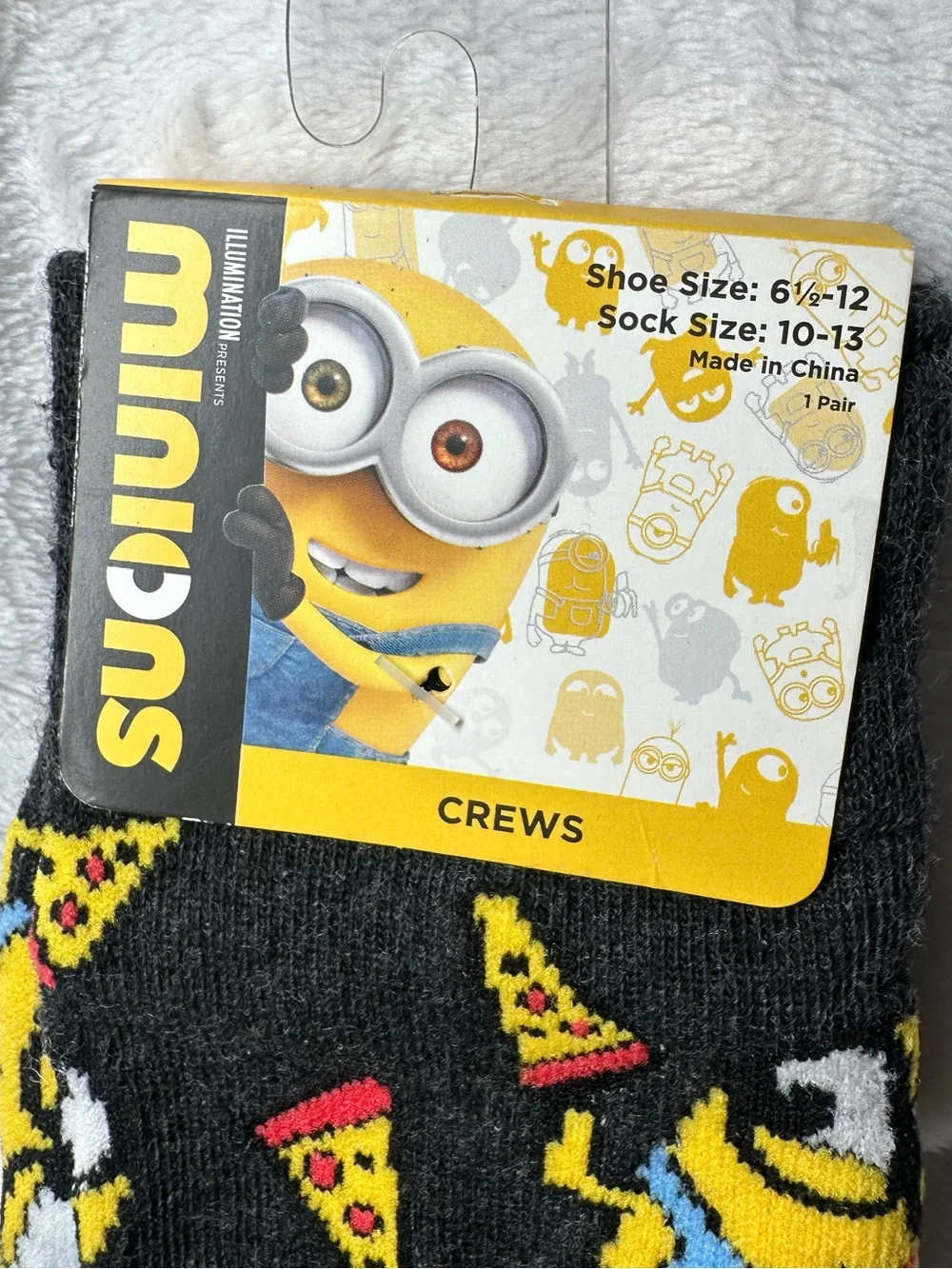 Minions Despicable Me Crew Socks Pizza Graphic Mens
